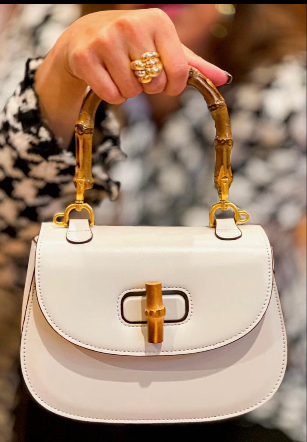 Mia / Bolsa de couro genuínio com Bambu/