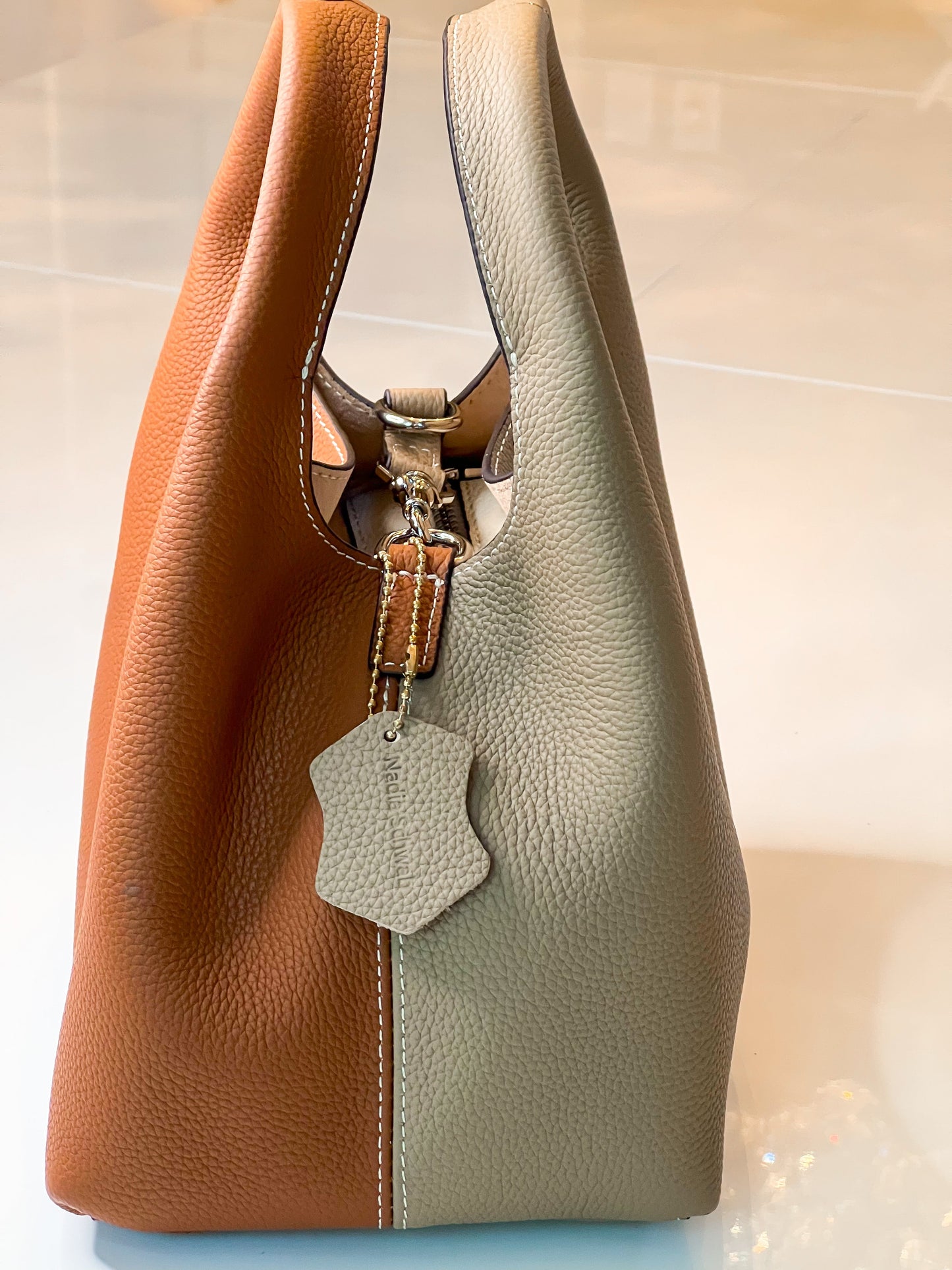 Telma |Bucket Bag de Couro legítimo