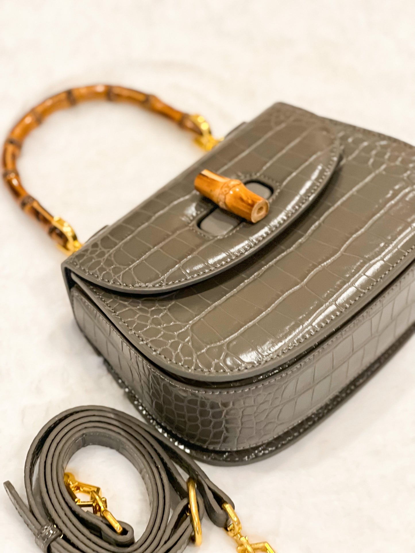 Bolsa de couro de bambu